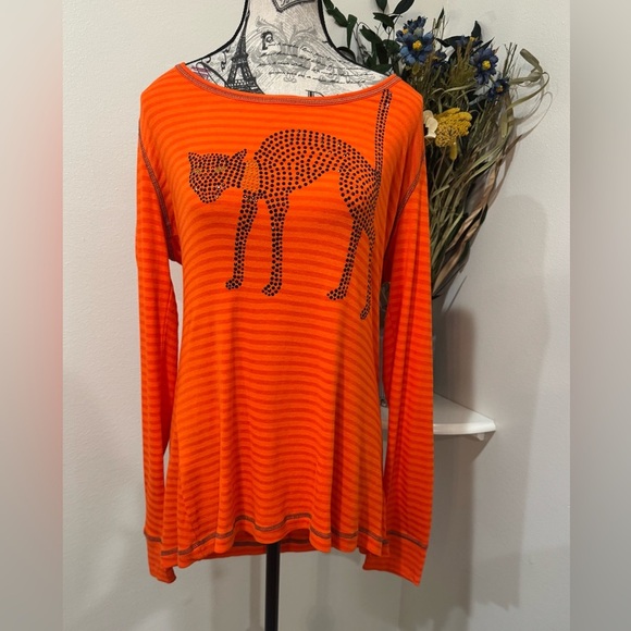 Live and Let Live Vibrant Orange/ Black Beaded Black Cat, Green Eyes, Top size L - Picture 1 of 11
